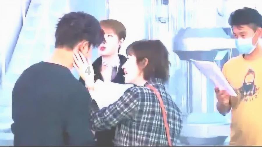 季宇中短篇小说集《月光如水》出版